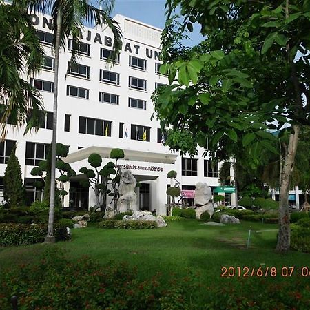 Phranakhon Grand View Hotel Bangkok Luaran gambar